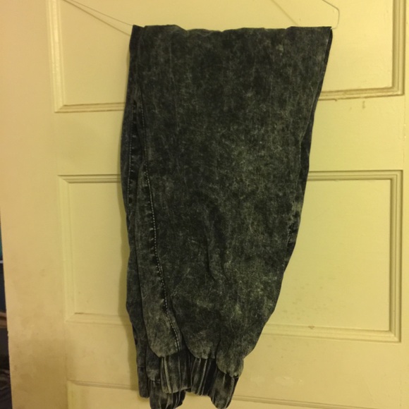 Distressed Denim - Picture 1 of 2